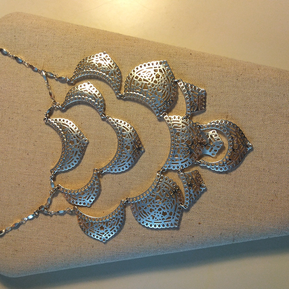 Stella & Dot Plait Necklace